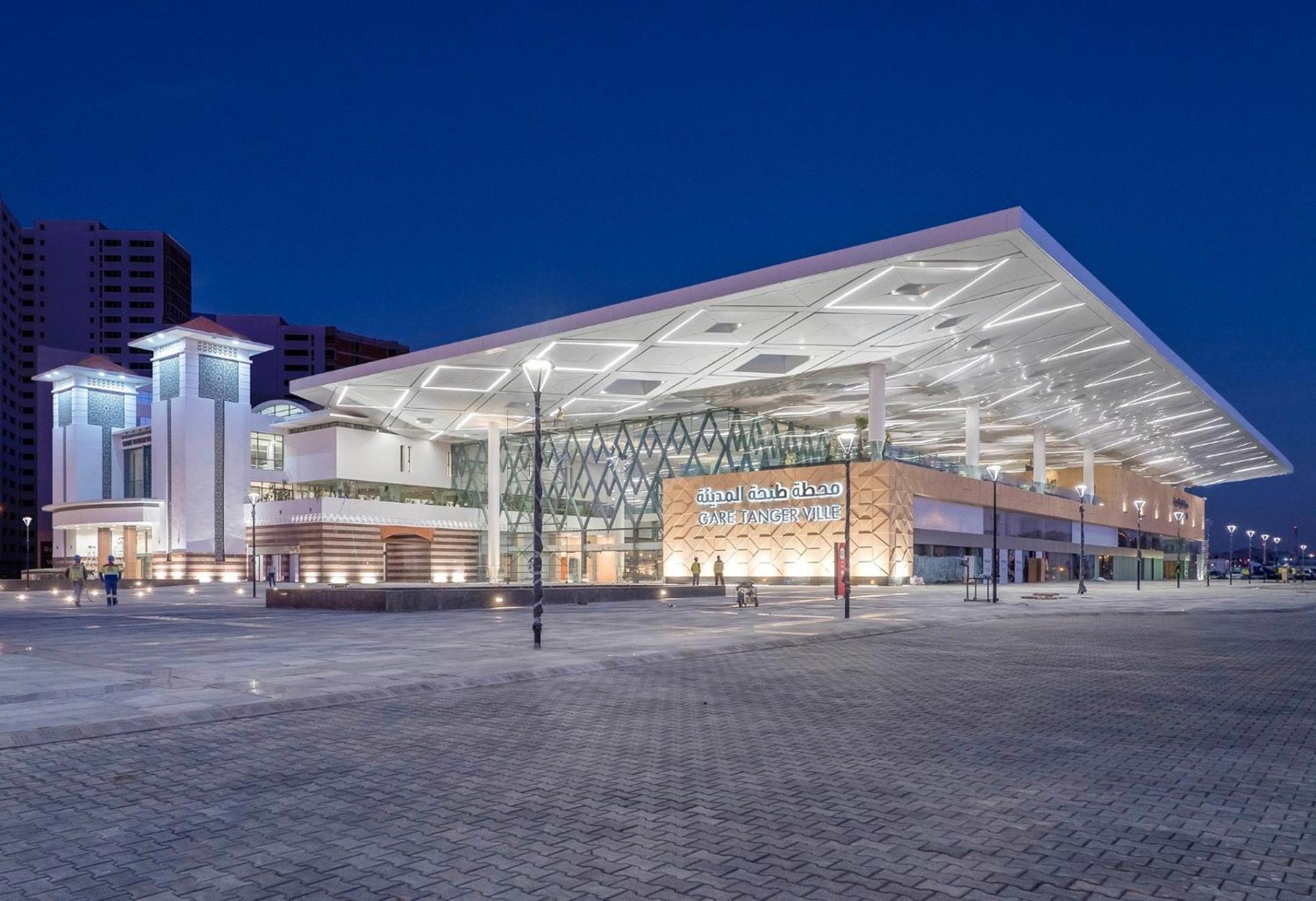 Hilton Tanger City Center Residence Esterno foto